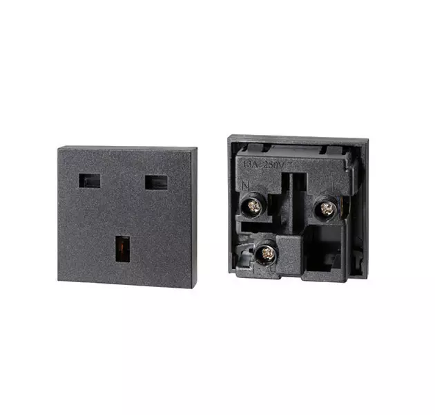 1U 45x45mm für PDU/UPS